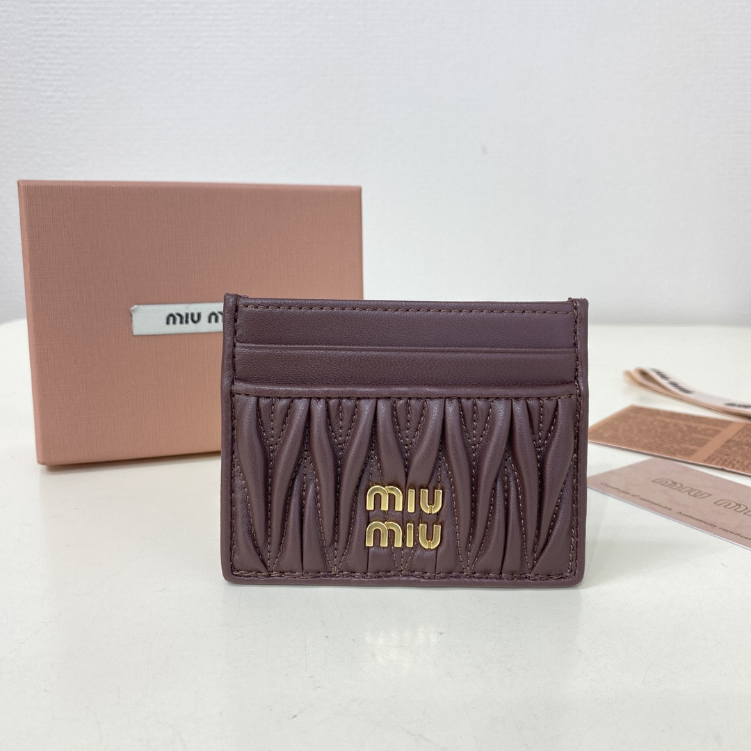 M1v M1v matelassé nappa leather card holder 8x10.5cm