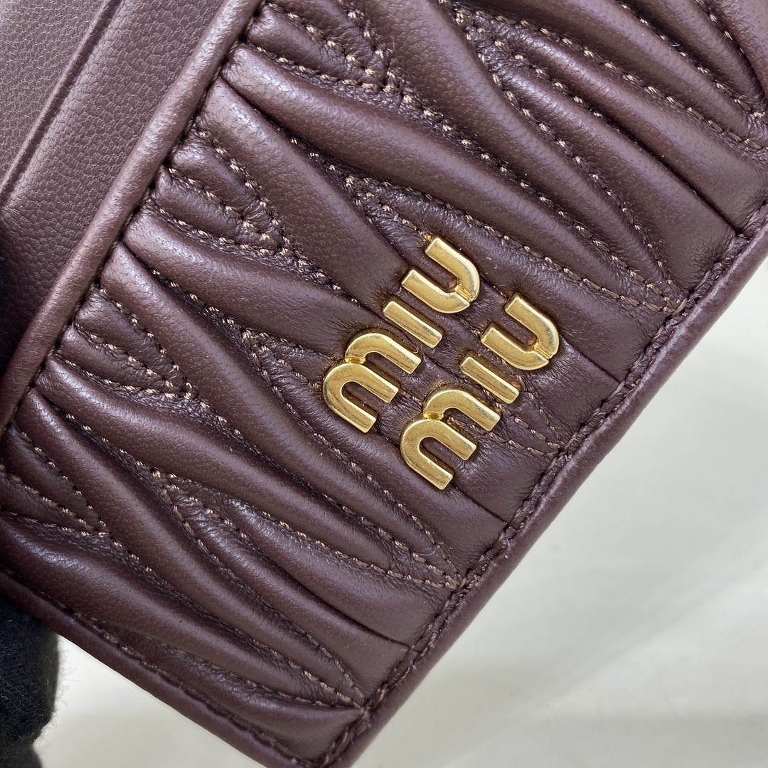 M1v M1v matelassé nappa leather card holder 8x10.5cm