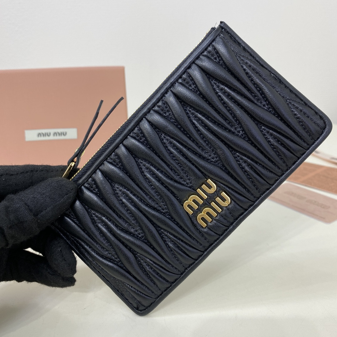 M1v M1v matelassé nappa leather card holder 8x15cm