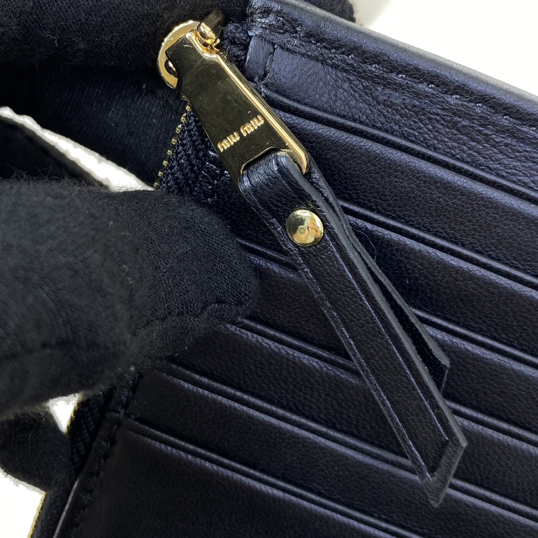 M1v M1v matelassé nappa leather card holder 8x15cm