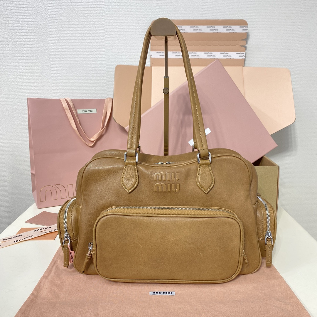 M1v M1v nappa leather top-handle bag 22x32x14cm