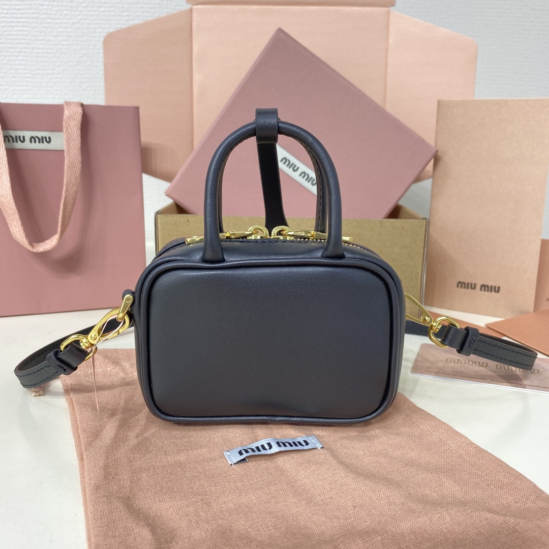 M1v M1v leather micro bag 7x11x4cm
