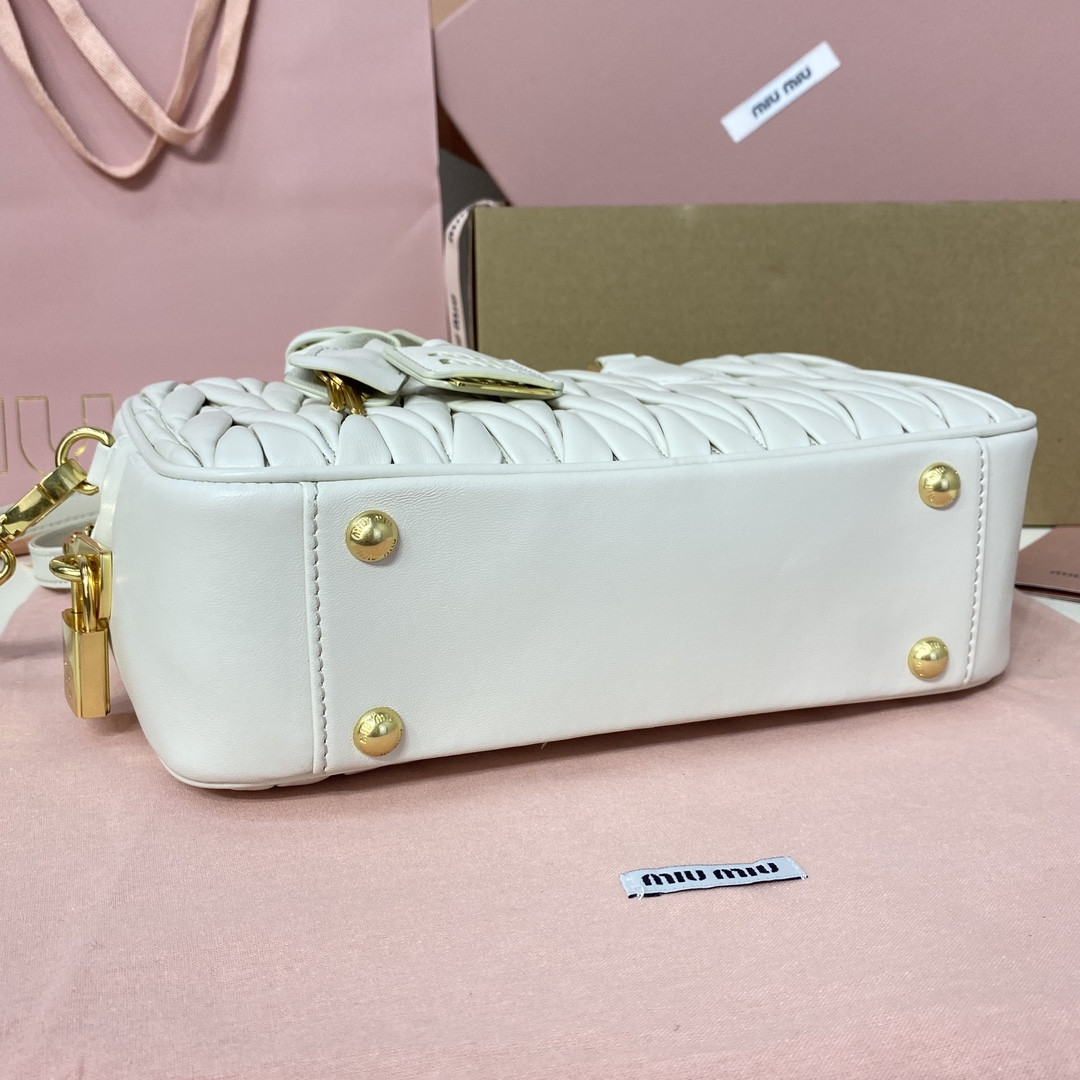M1v M1v arcadie matelassé nappa leather bag 24x16x7.5cm