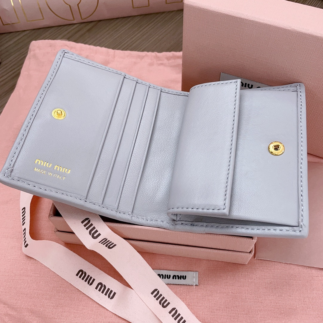 M1v M1v small matelassé nappa leather wallet 11.2x8.5cm