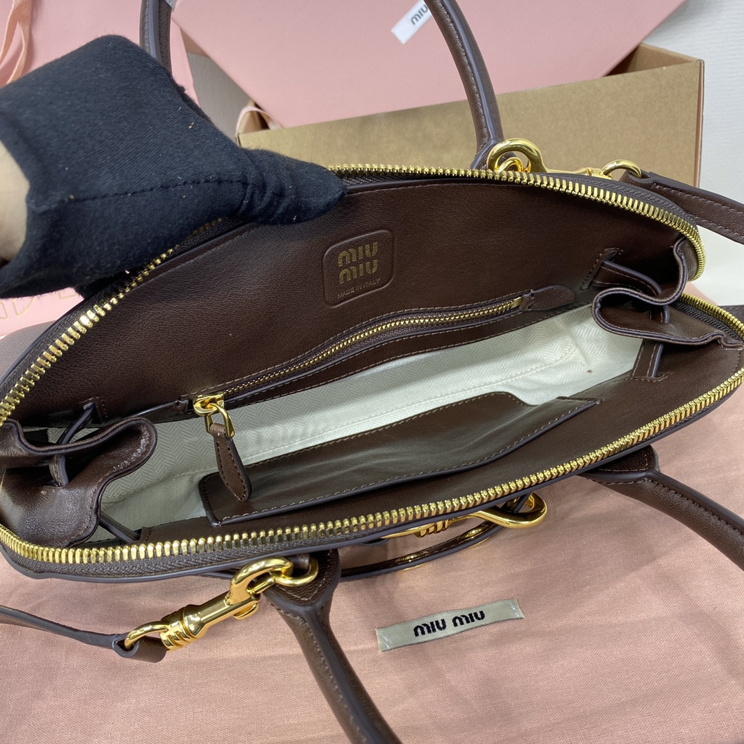 M1v M1v aventure nappa leather top-handle bag 17x33x11cm