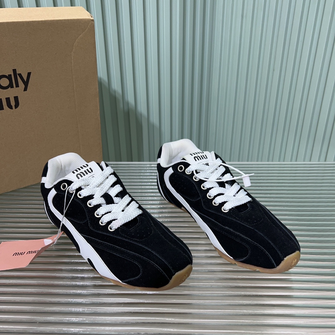 ua m1v m1v x new Ba1an*e sneaker