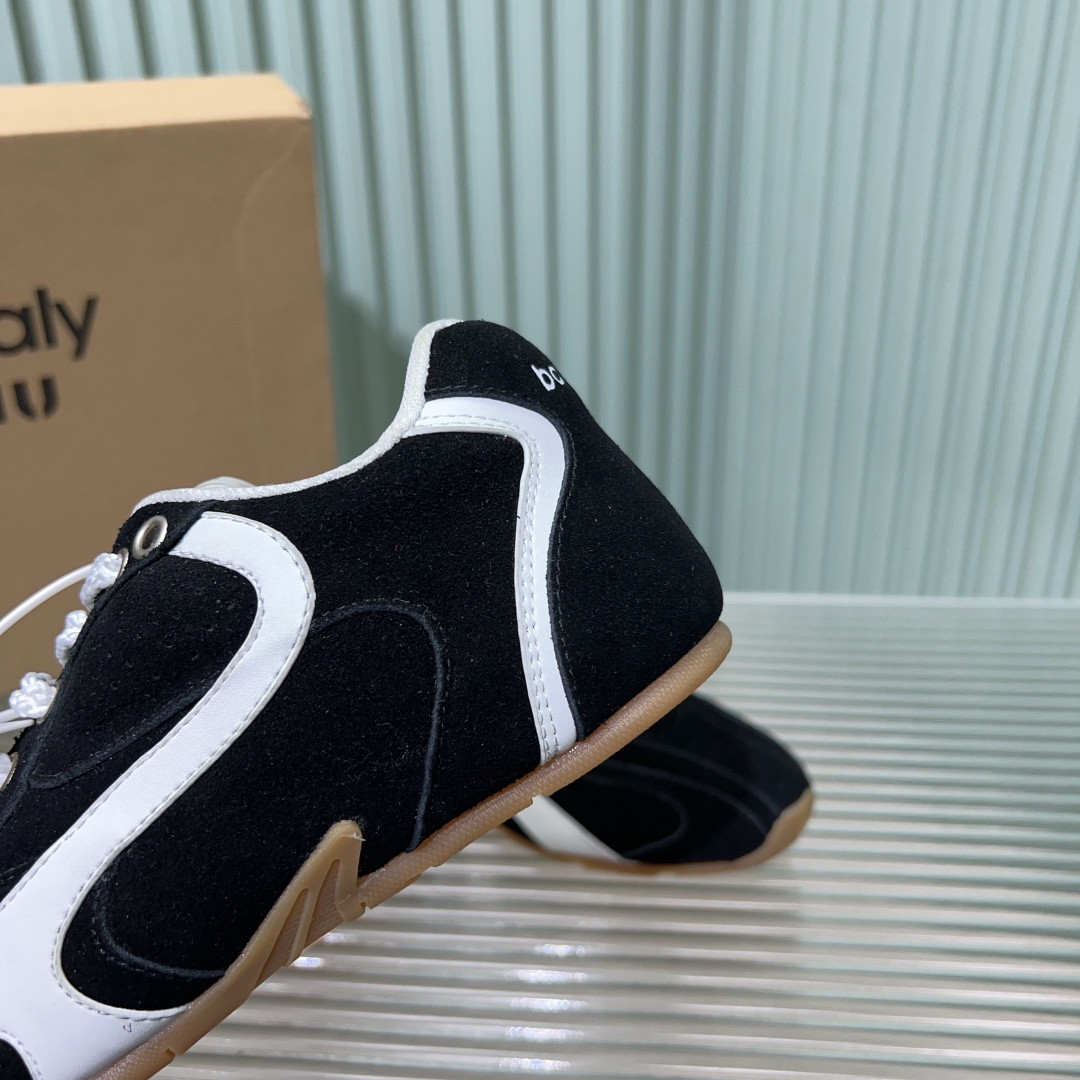 ua m1v m1v x new Ba1an*e sneaker