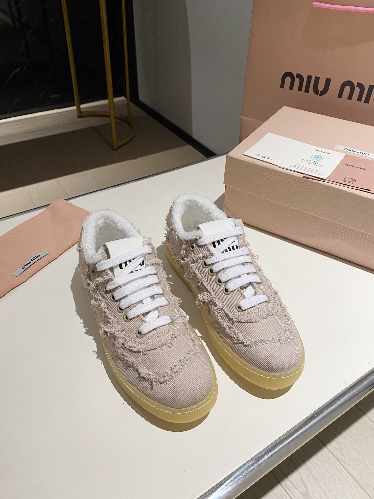 ua M1v M1v sneakers
