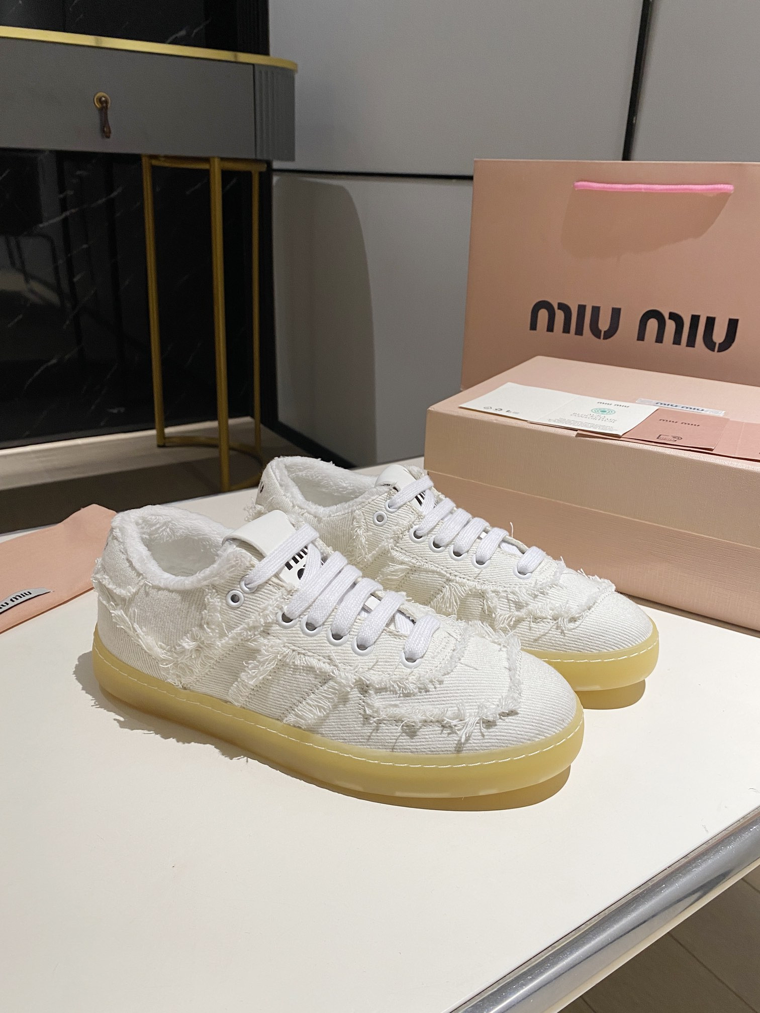 ua M1v M1v sneakers