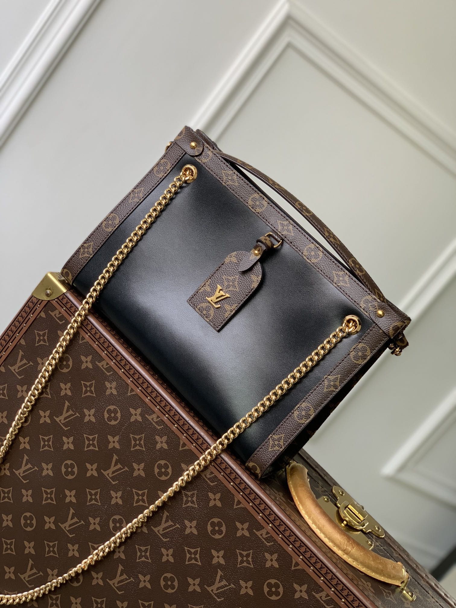 LV Nova PM M13140 31x20x9cm