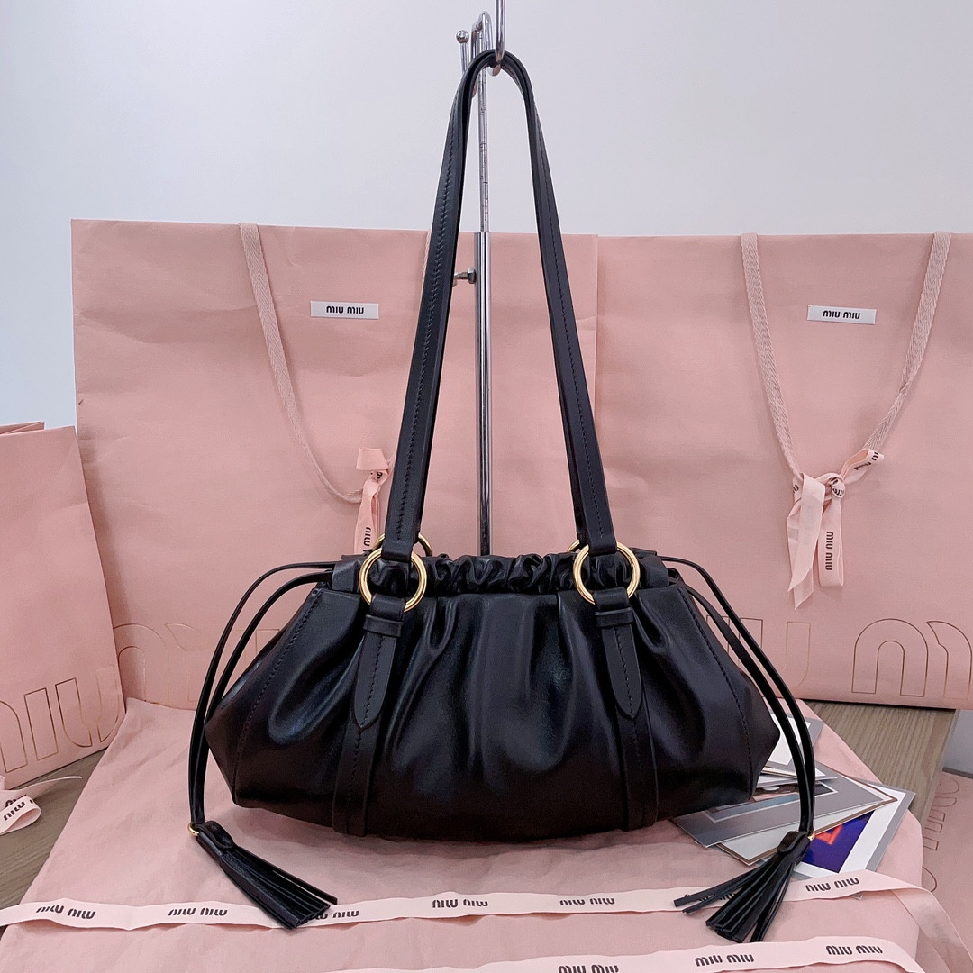 M1v M1v small joie nappa leather bag 16x32x10.5cm