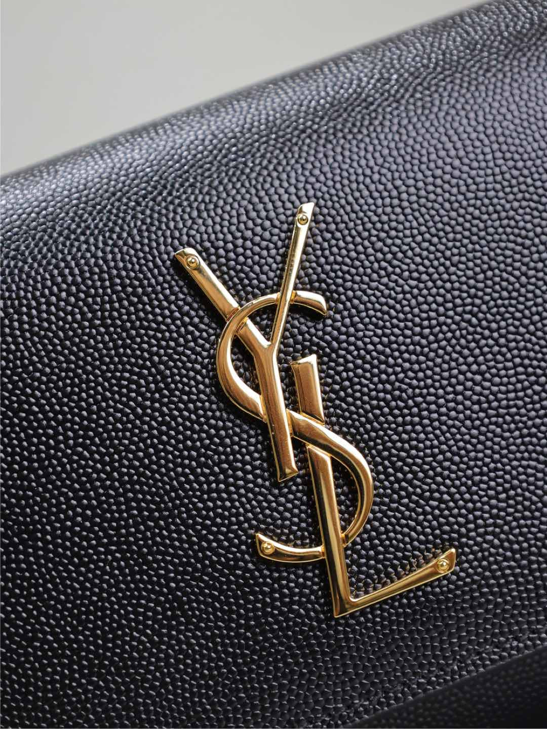 Y*L kate belt bag in grain de poudre-embossed leather 18x12x4.5cm