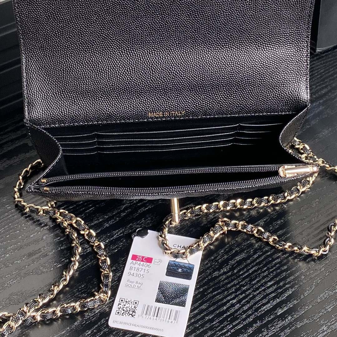 Ch*el 25c bags 14×18×3cm