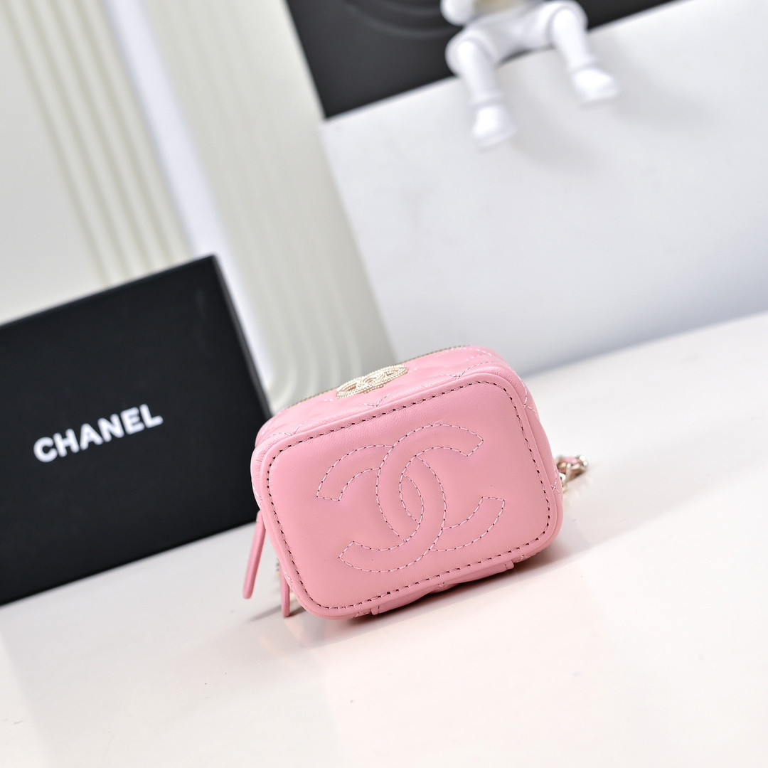 Ch*el small vanity with chain 8.5x11x7cm