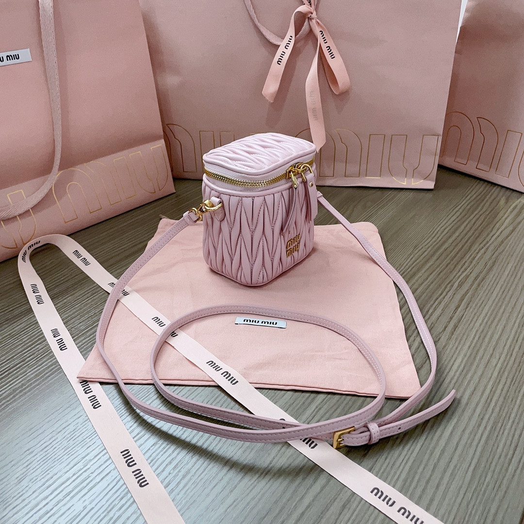 Miu Miu Matelassé nappa leather micro bag 10.5x9.5x7cm