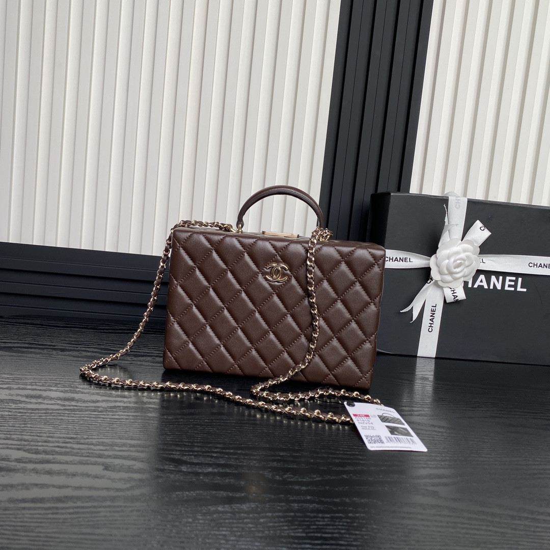 Ch*el box bag 15x22x7.5cm