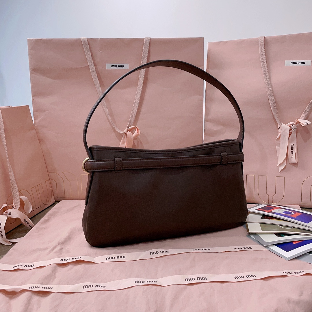 M1v M1v aventure nappa leather bag 5bc182 33x19x5cm