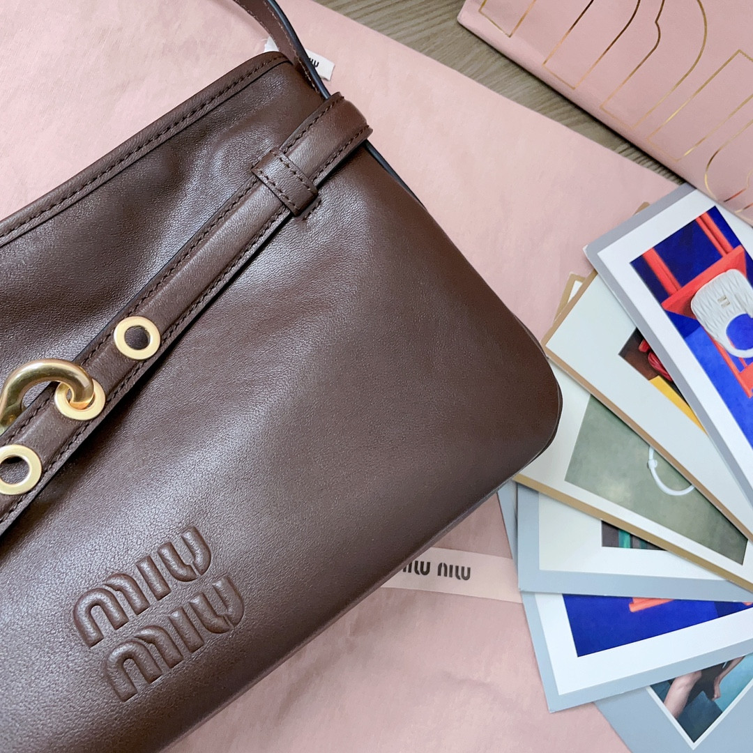 M1v M1v aventure nappa leather bag 5bc182 33x19x5cm