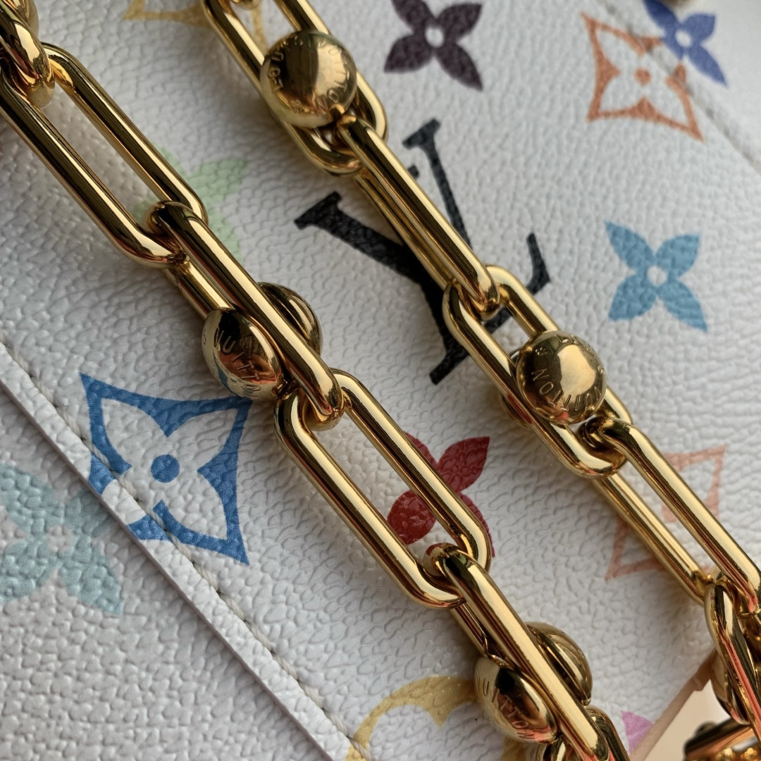LV x TM Vanity Chain Pouch M13662 19 x 11.5 x 6.5cm