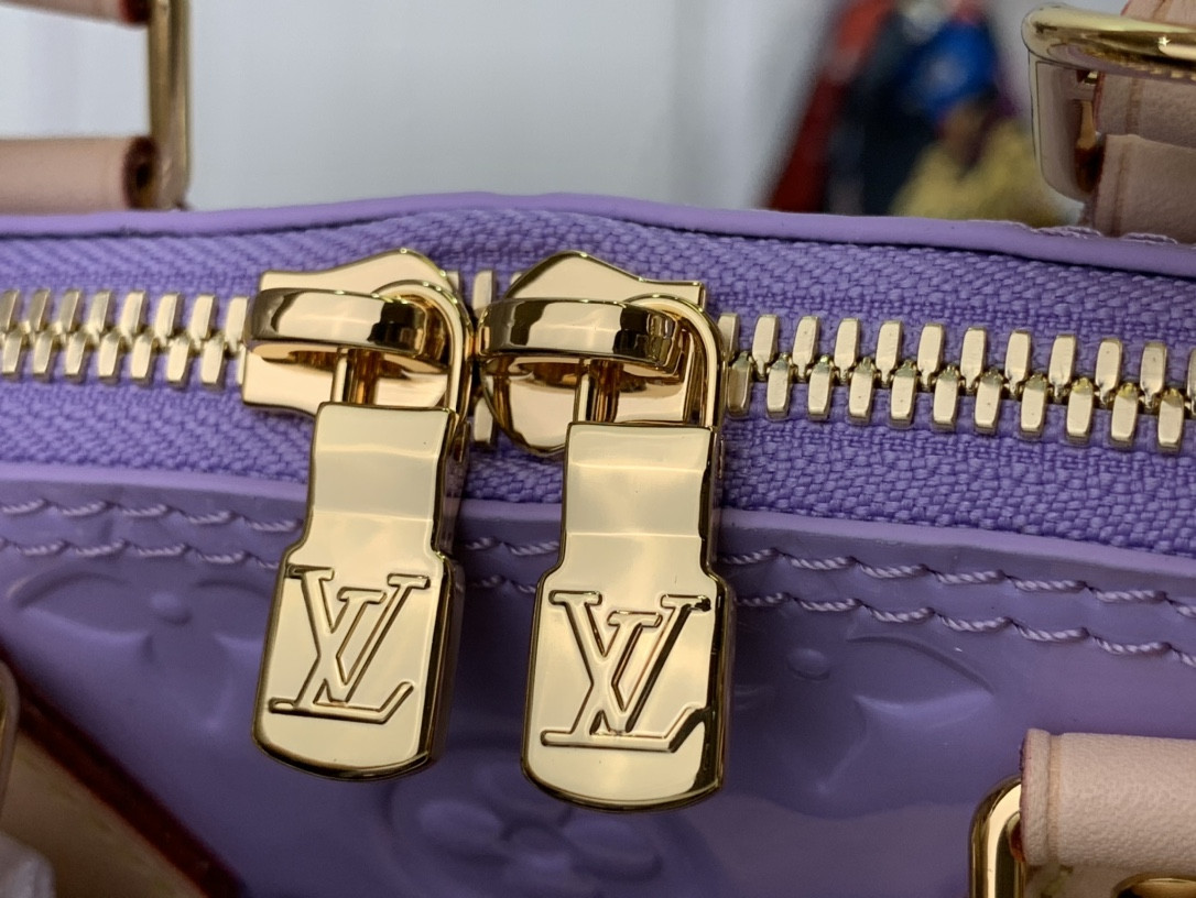 LV Nano Alma M82974 18 x 12 x 8CM