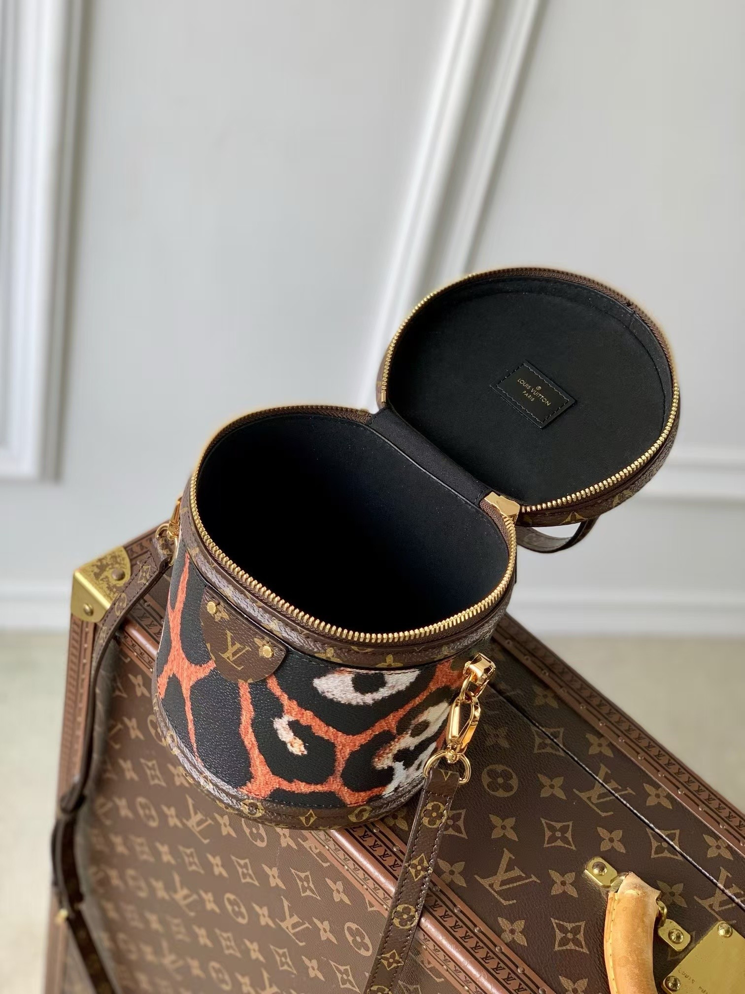 LV Cannes M13846 15x17x15cm