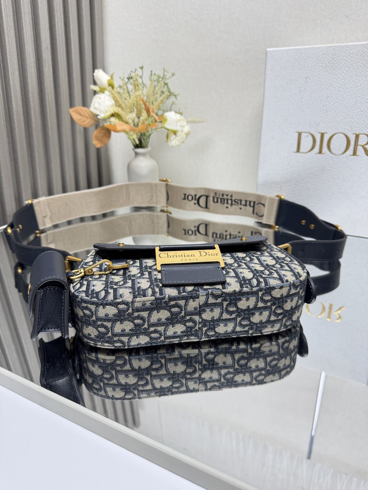 D*or small streetchic bag 24x12.5x5cm