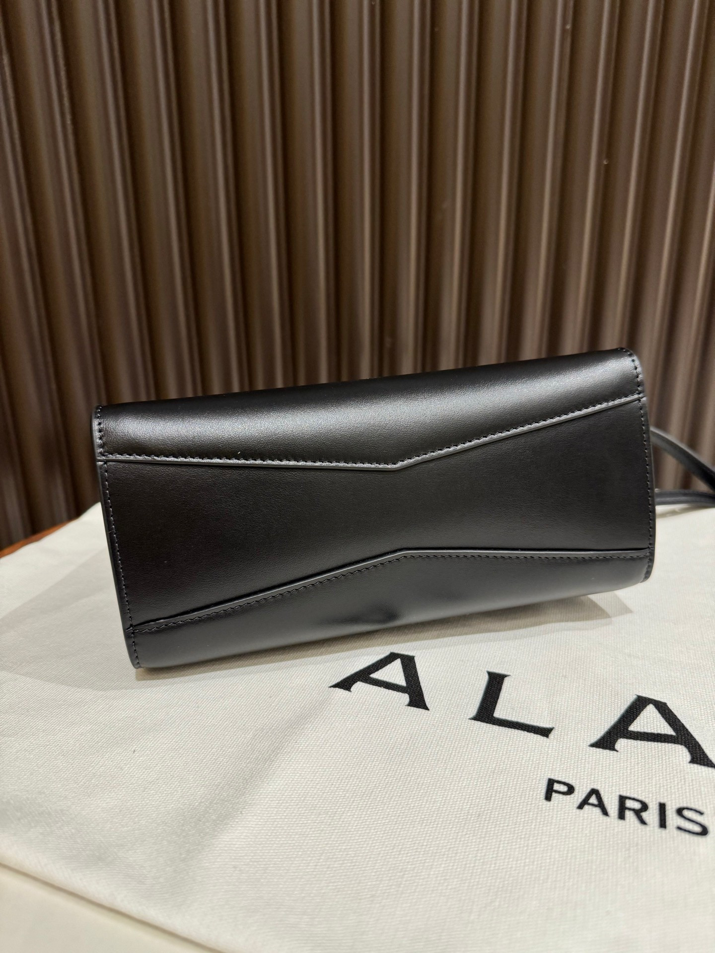 A1a1a LE CLICK SMALL SQUARE BAG 20x15x9cm
