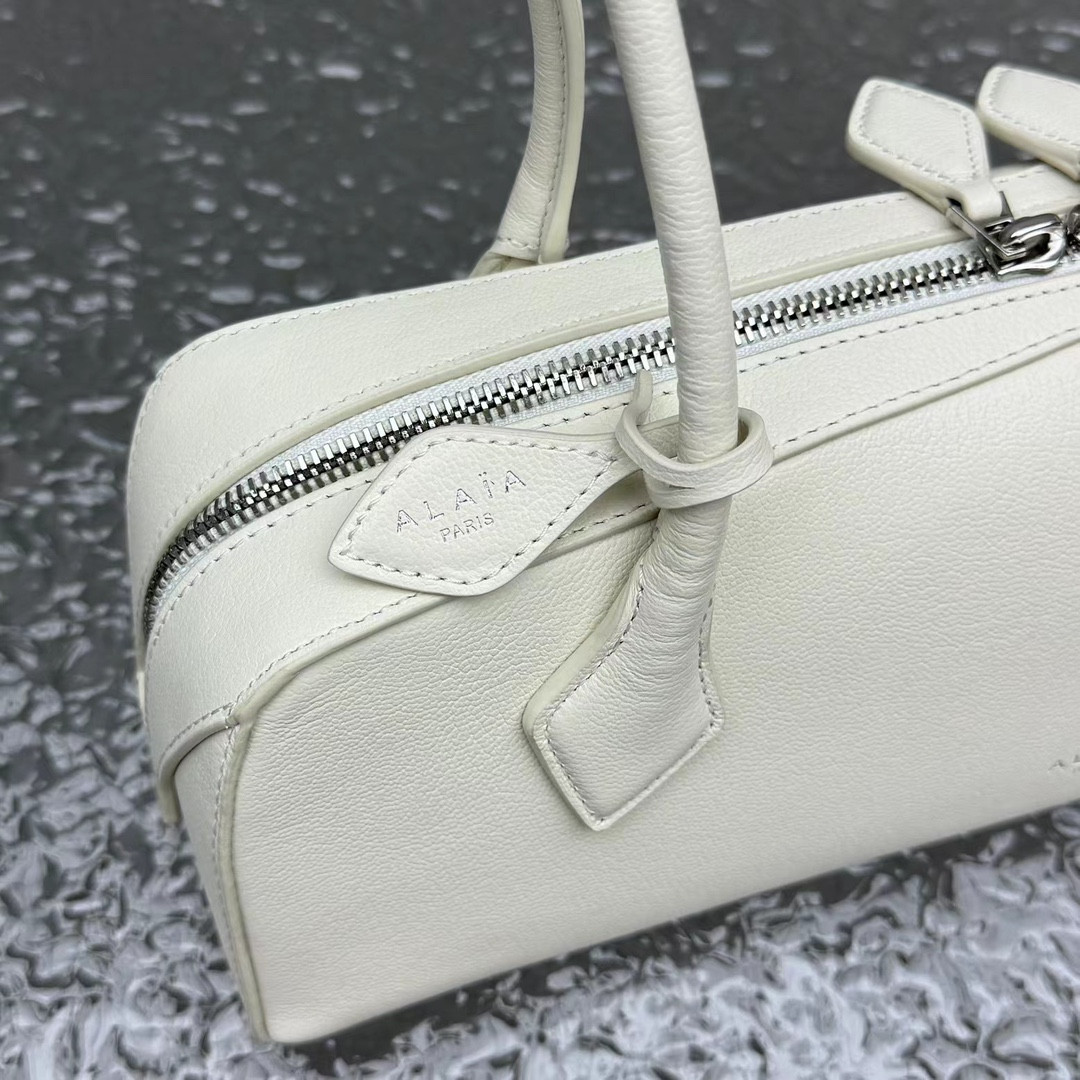 A1a1a LE TECKEL MEDIUM BAG 33x11x10cm