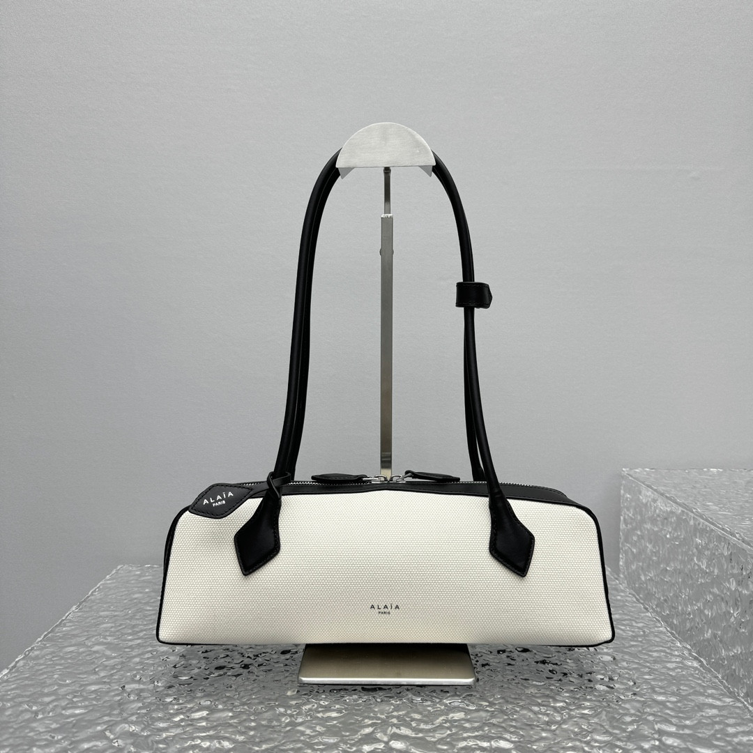 A1a1a LE TECKEL SMALL BAG 27x9x8cm