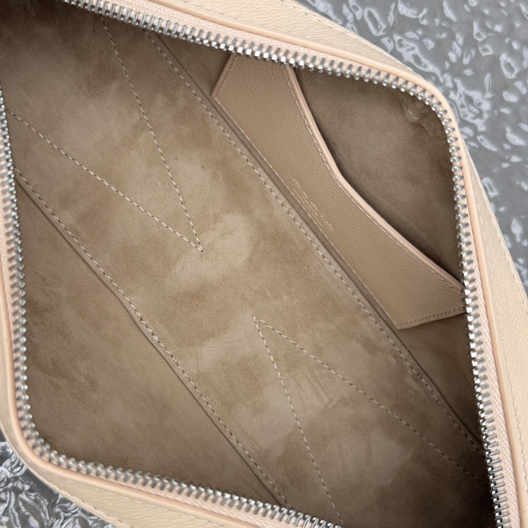 A1a1a LE TECKEL MEDIUM BAG 33x11x10cm