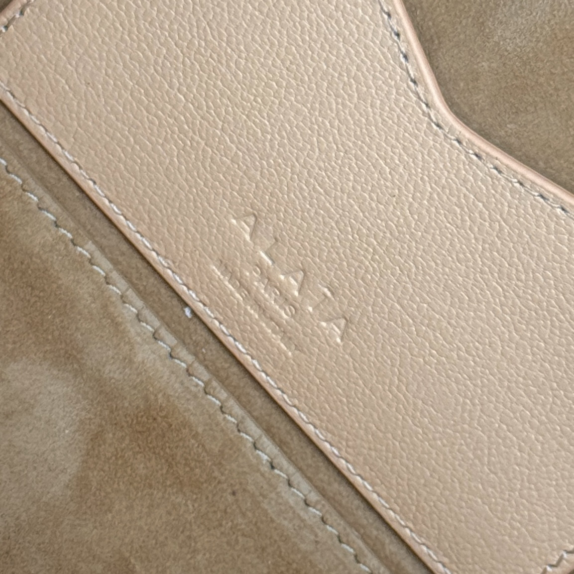 A1a1a LE TECKEL MEDIUM BAG 33x11x10cm