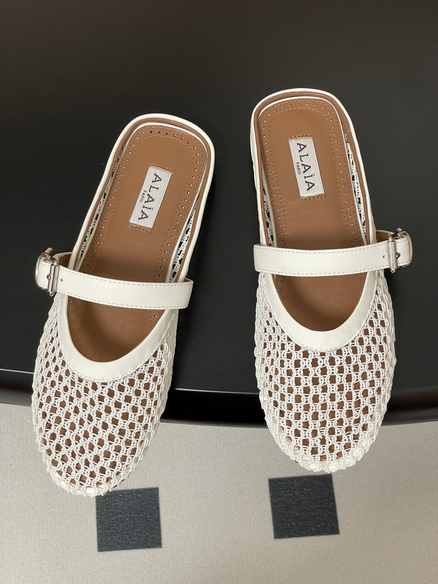 ua a1a1a flat mules(cusT0mized size 7-10 days production time)