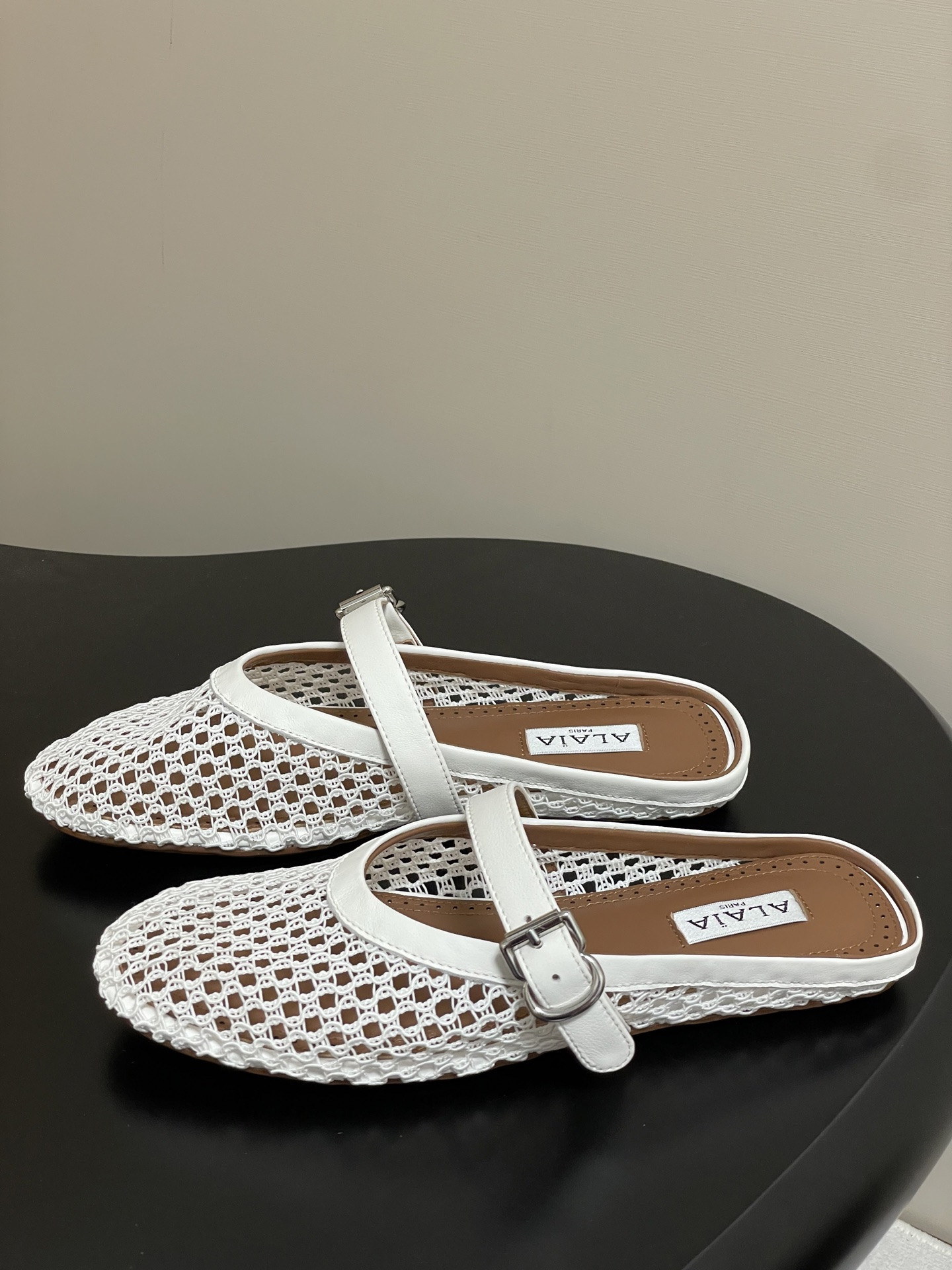 ua a1a1a flat mules(cusT0mized size 7-10 days production time)