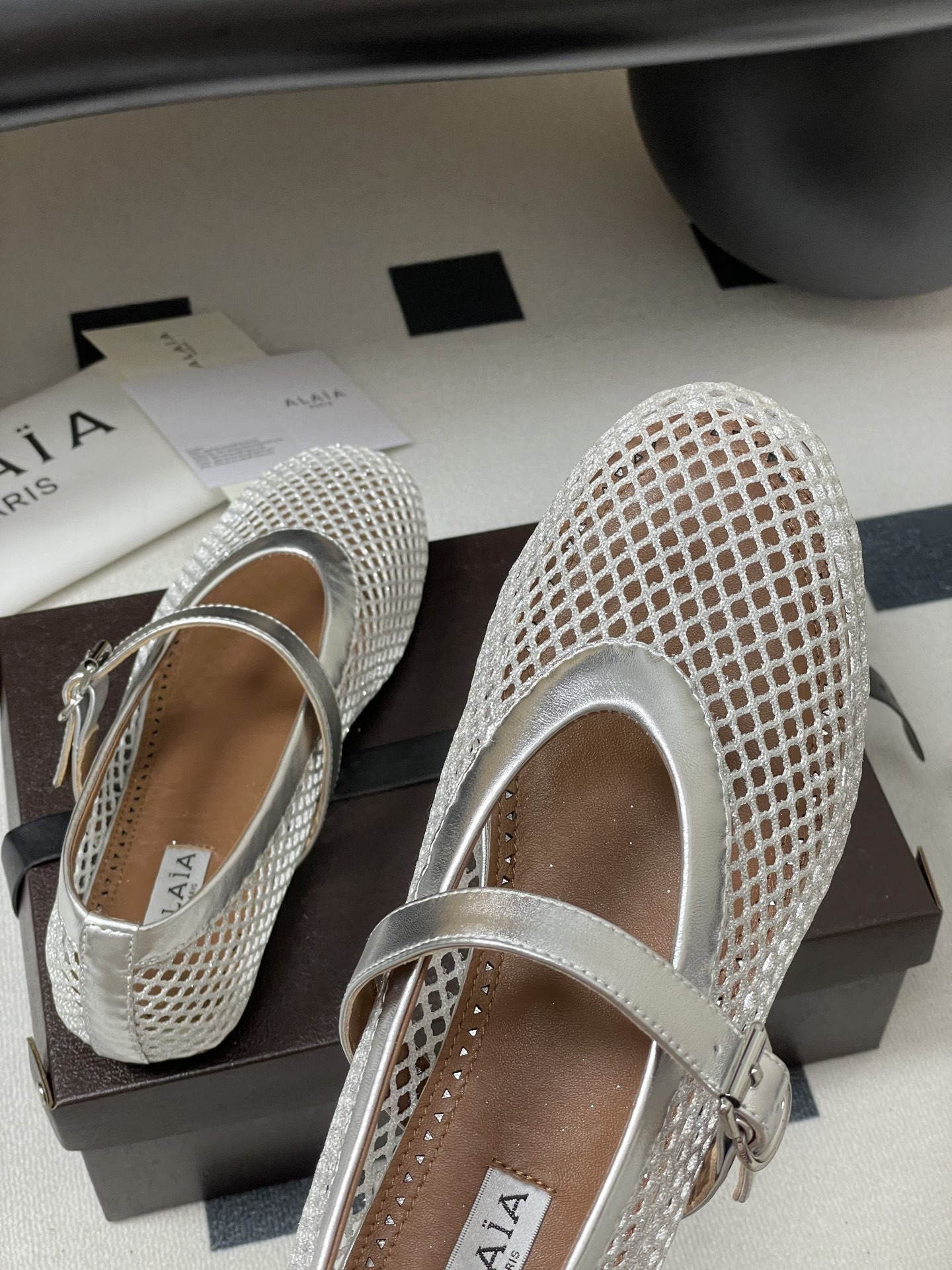UA A1a1a BALLET FLATS IN FISHNET
