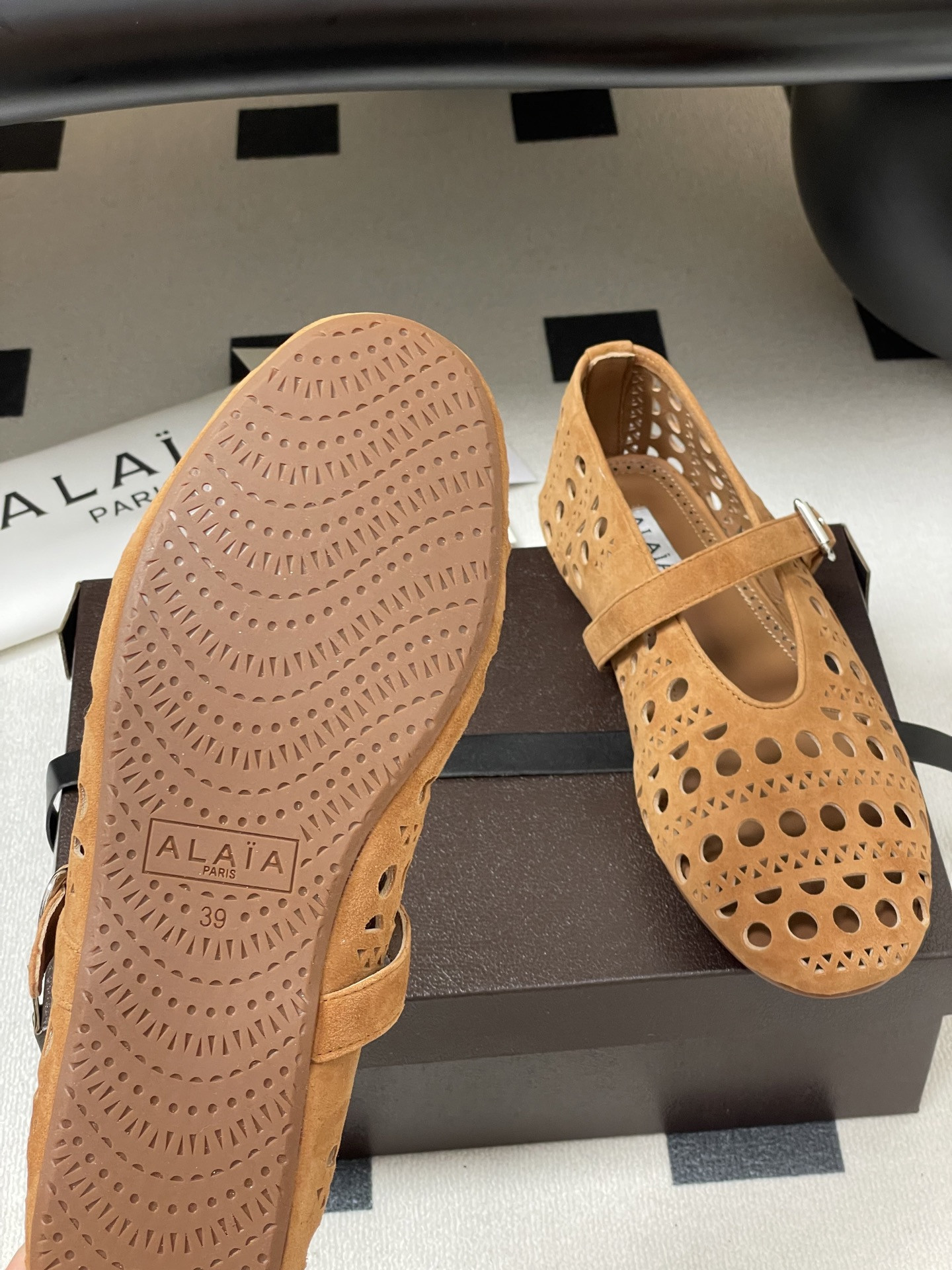 ua alaÏa vienne ballet flats(cusT0mized size 7-10 days production time)