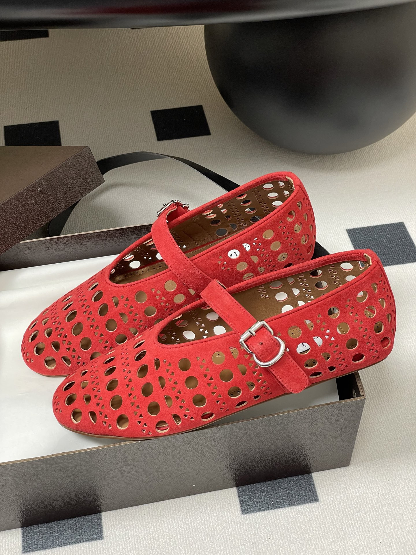 ua alaÏa vienne ballet flats(cusT0mized size 7-10 days production time)
