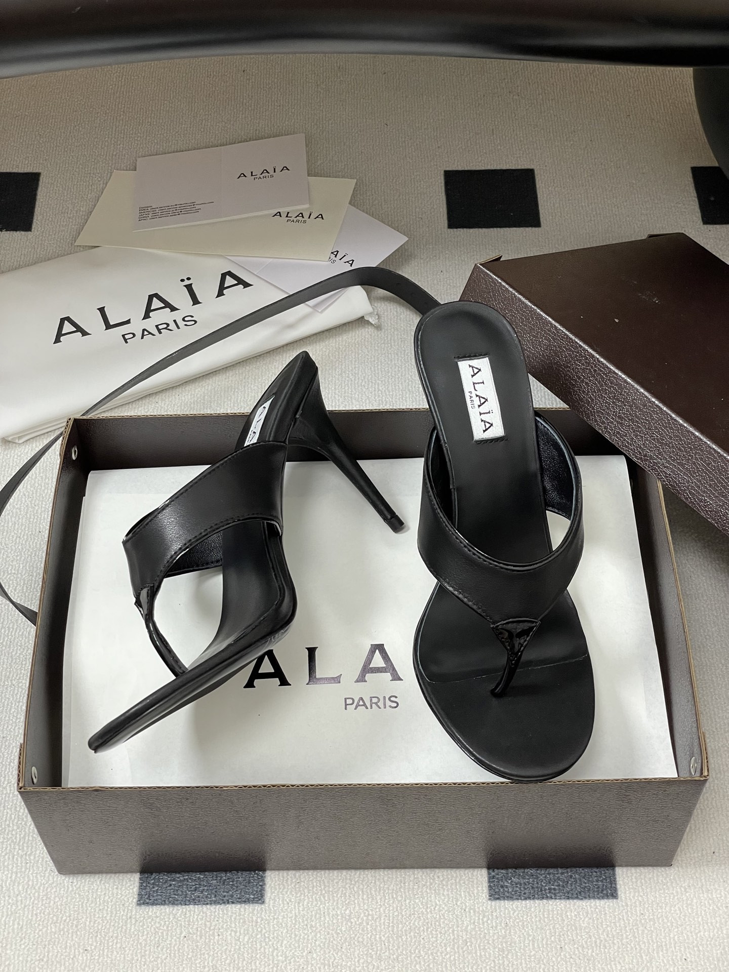 ua a1a1a triangle flat slides 9cm heel(cusT0mized size 7-10 days production time)