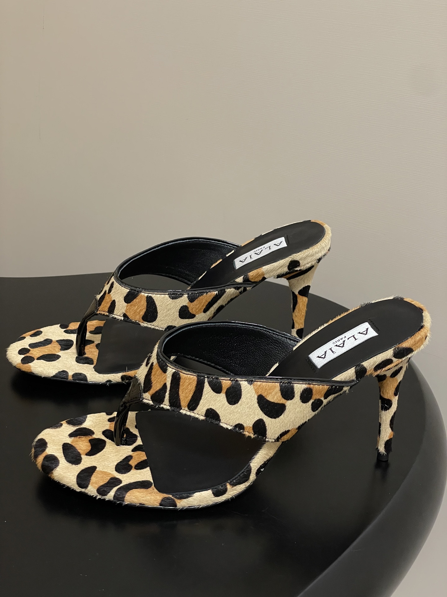 ua a1a1a triangle flat slides 9cm heel(cusT0mized size 7-10 days production time)