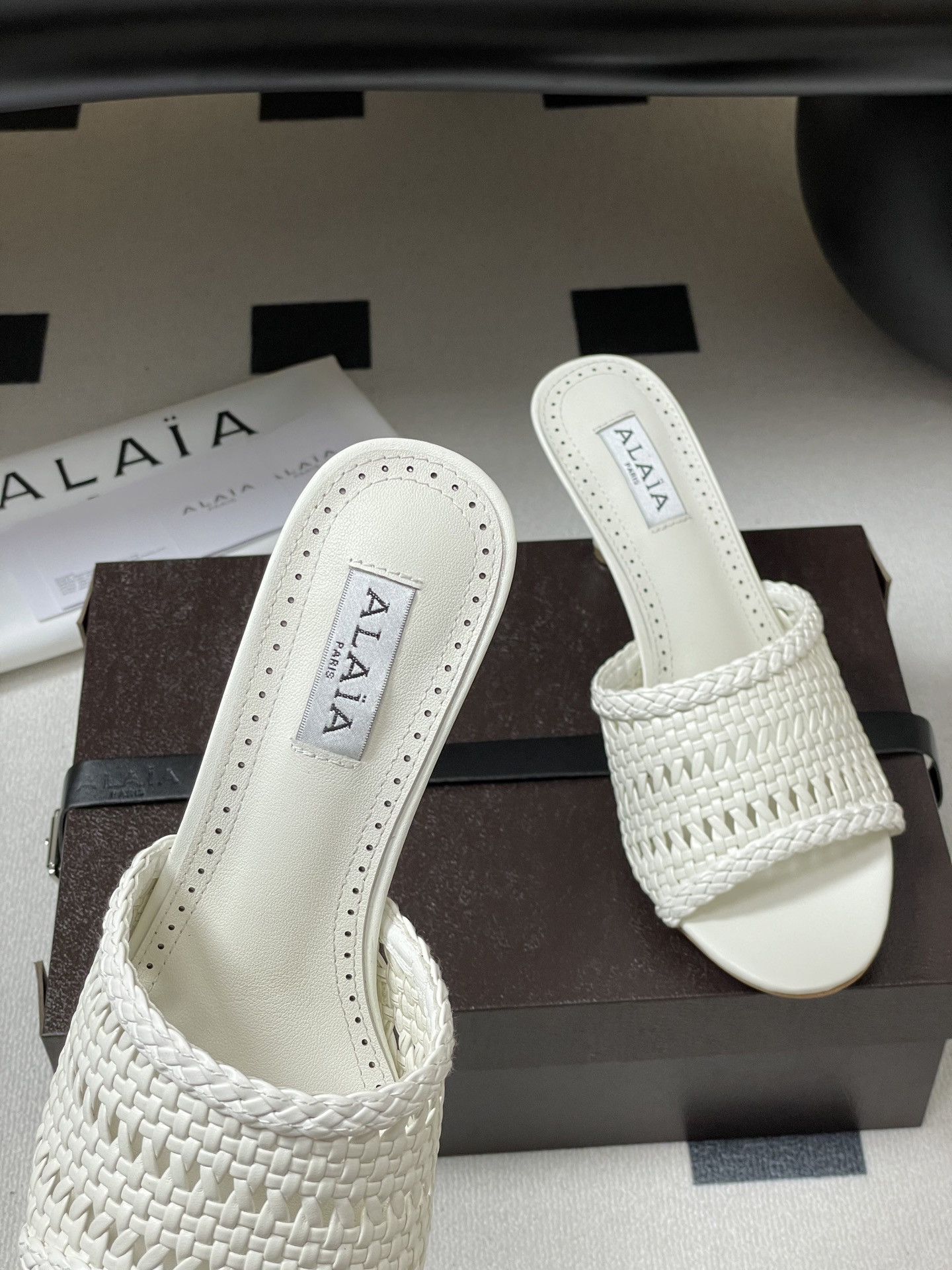 ua a1a1a heeled slippers 7cm heel(cusT0mized size 7-10 days production time)