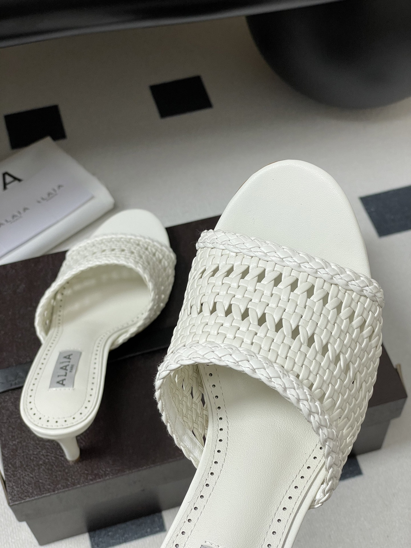 ua a1a1a heeled slippers 7cm heel(cusT0mized size 7-10 days production time)