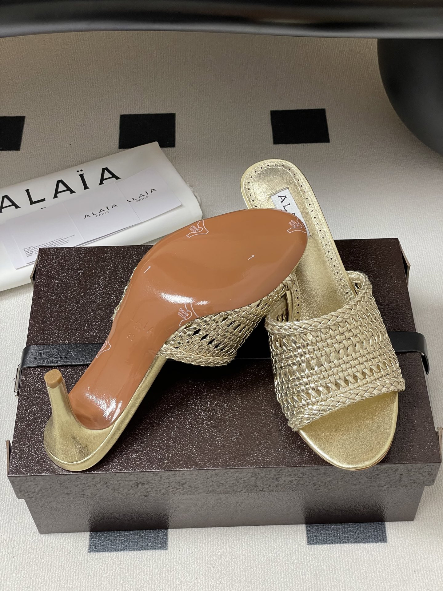ua a1a1a heeled slippers 7cm heel(cusT0mized size 7-10 days production time)