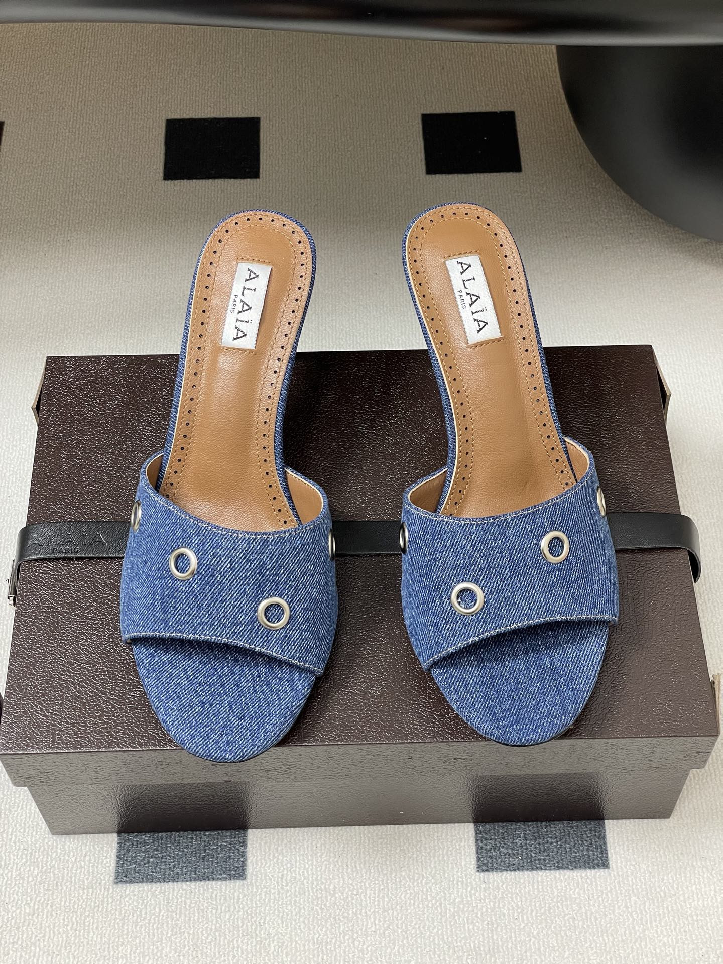 ua a1a1a ring eyelets slippers 7cm heel(cusT0mized size 7-10 days production time)