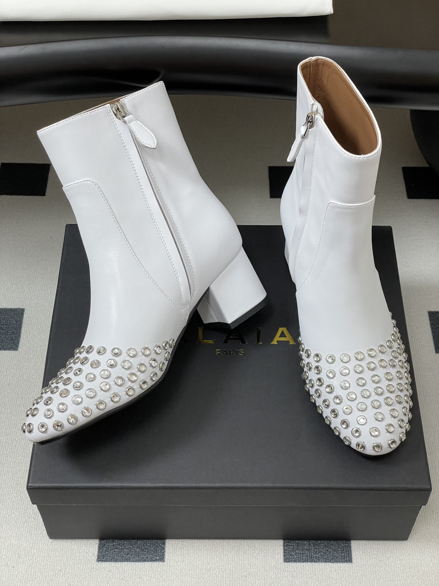 ua a1a1a crystal di*m*nd boots 5.5cm heel(cusT0mized size 7-10 days production time)