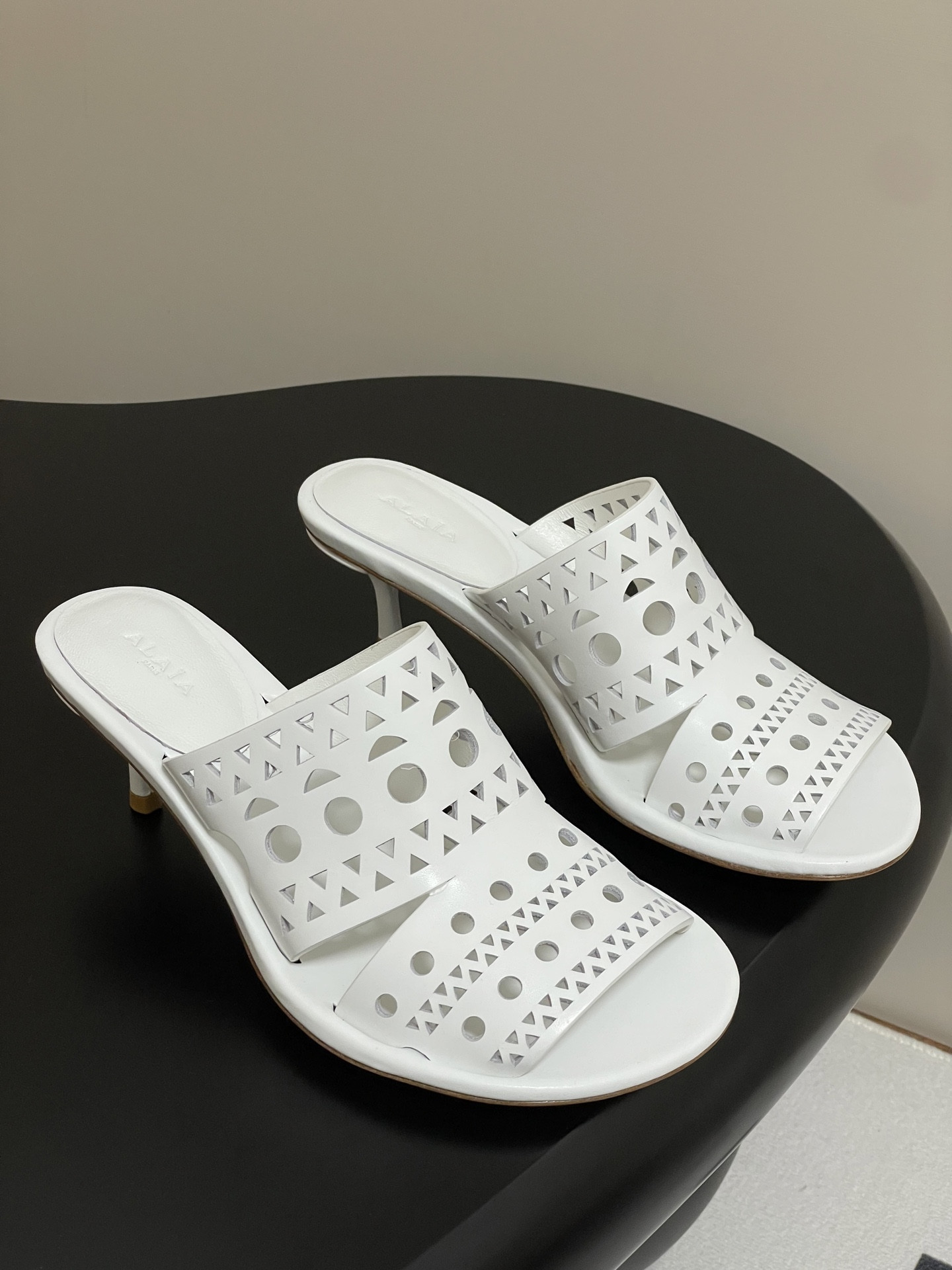 ua a1a1a heeled slippers 5.5cm heel(cusT0mized size 7-10 days production time)