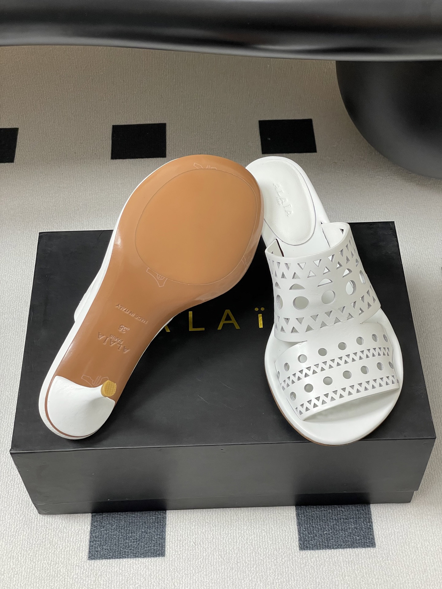 ua a1a1a heeled slippers 5.5cm heel(cusT0mized size 7-10 days production time)