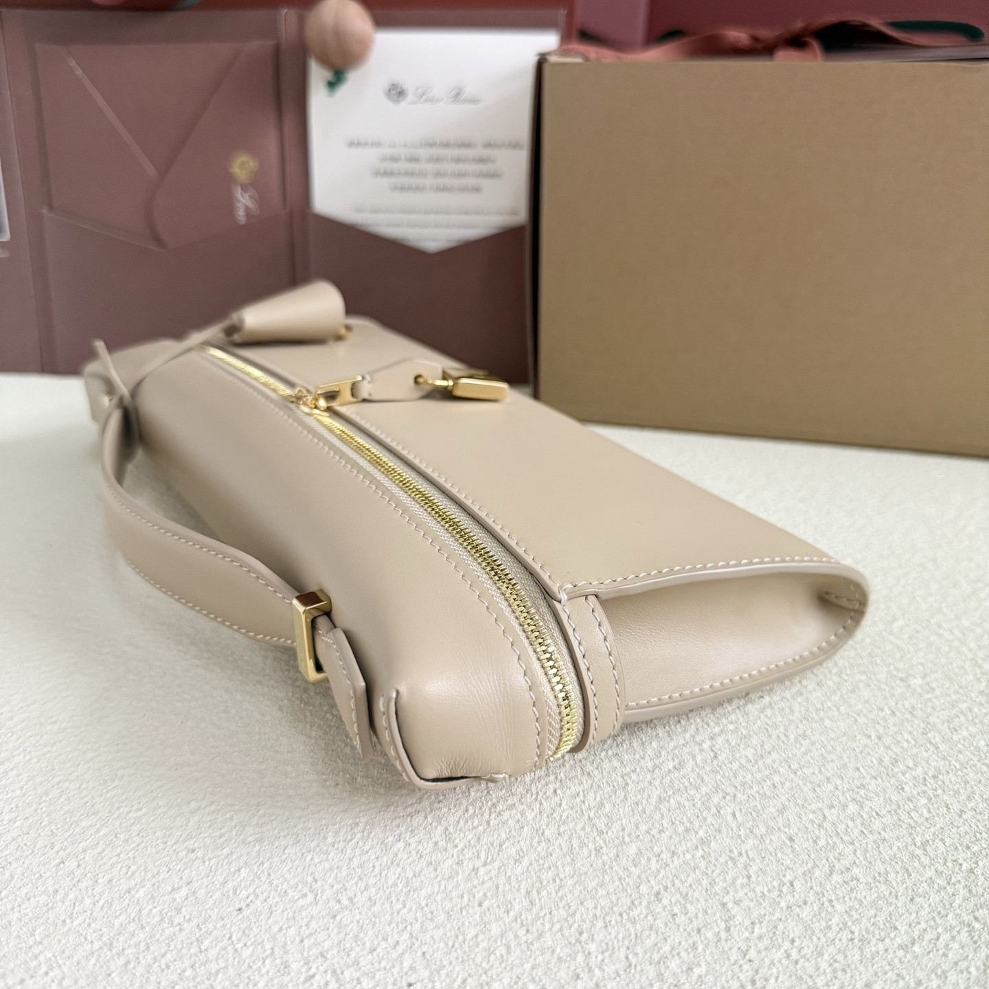 L**o p*ana extra clutch l29 29x14x3cm