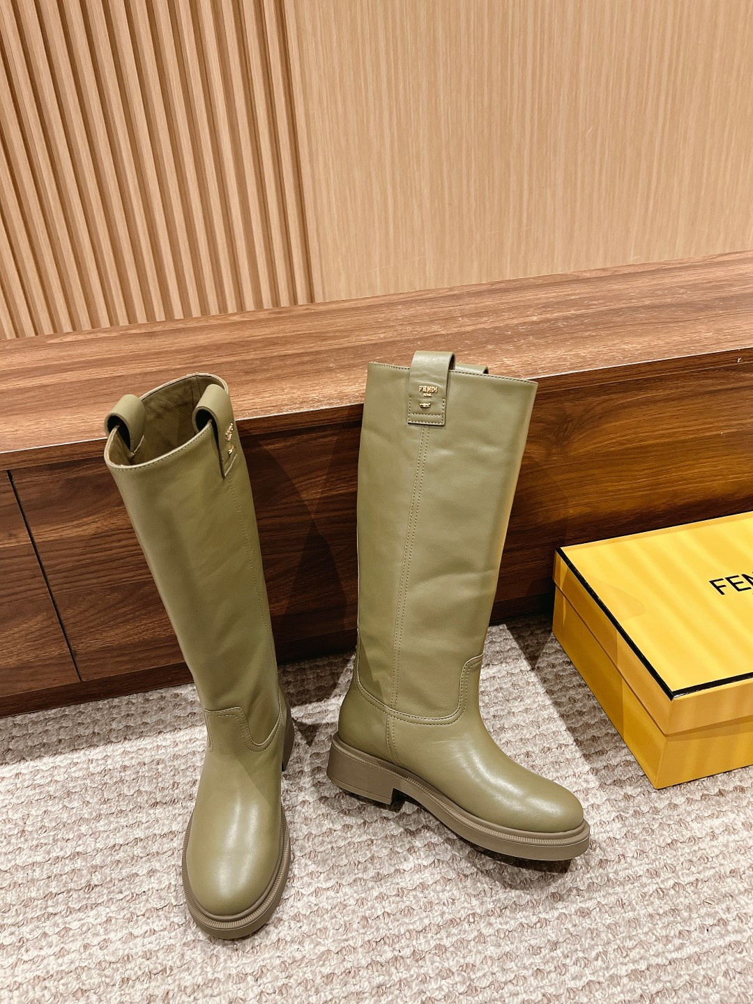 ua F**di filo green leather boots