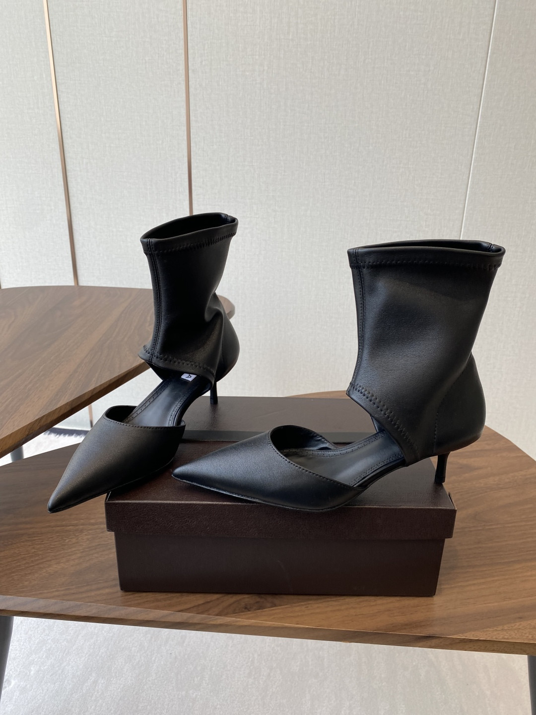 UA A1a1a LOW BOOTS 5.5cm Heel