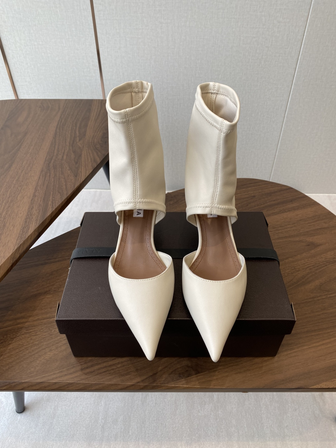 UA A1a1a LOW BOOTS 5.5cm Heel