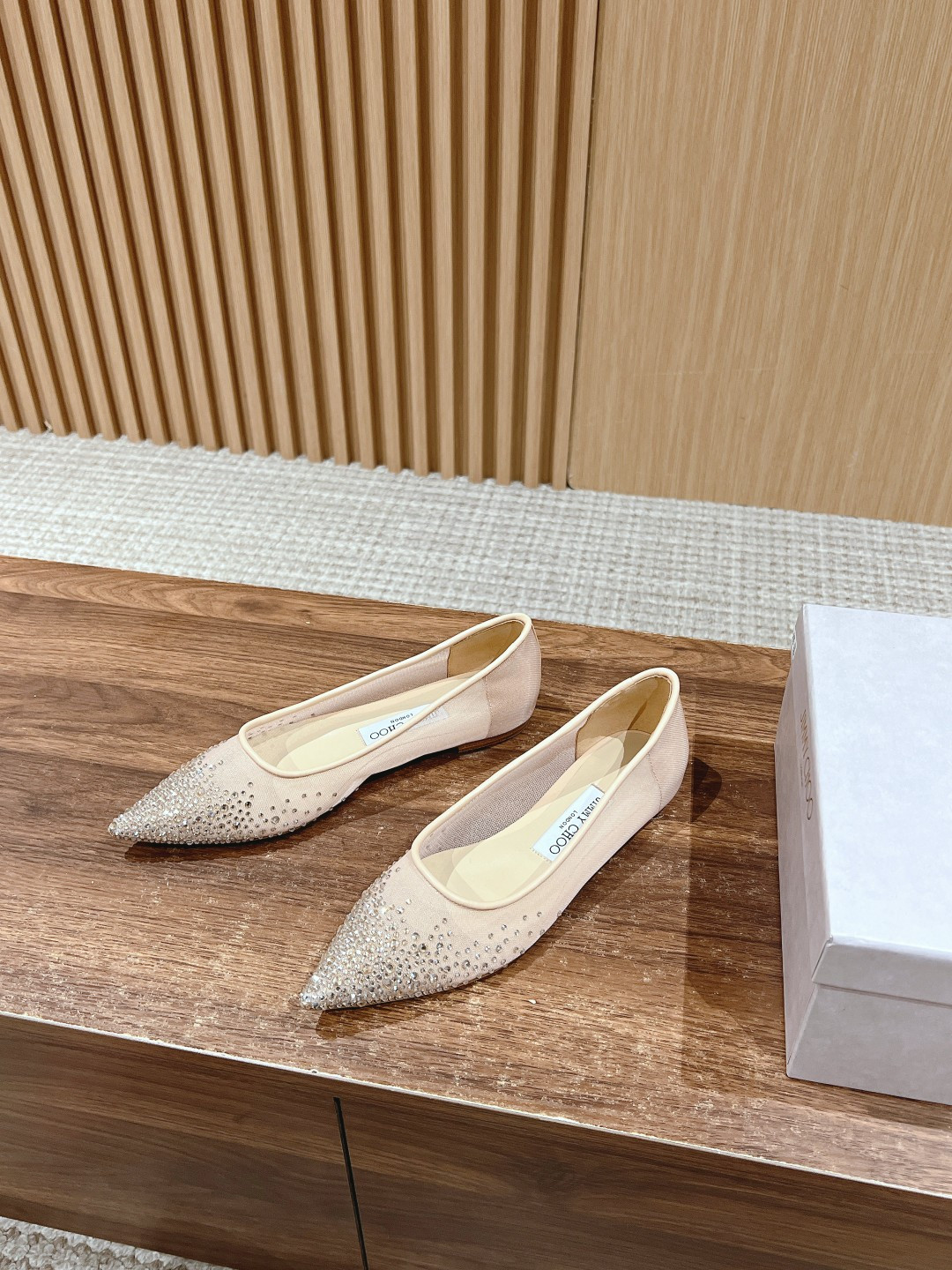 ua Ji*y Ch* flat shoes